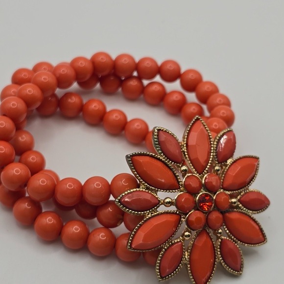 Vintage 2 Strand Plastic Beaded Bracelet Coral Stretch Flower Jewelry Boho Bloom - Picture 3 of 9